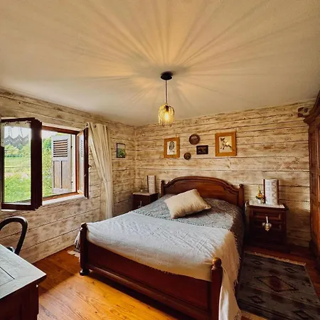 Les Lupins Avec Sauna Et Petit Dejeuner Inclus 2 A 4 Personnes Frühstückspension Geishouse