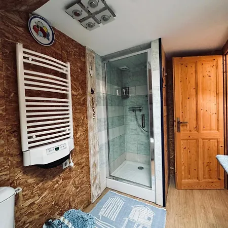 Les Lupins Avec Sauna Et Petit Dejeuner Inclus 2 A 4 Personnes