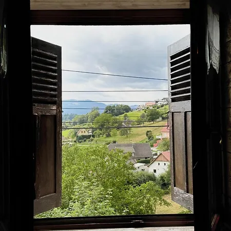 Les Lupins Avec Sauna Et Petit Dejeuner Inclus 2 A 4 Personnes ベッド・アンド・ブレックファスト Geishouse