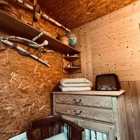 Les Lupins Avec Sauna Et Petit Dejeuner Inclus 2 A 4 Personnes 3*