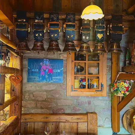 Les Lupins Avec Sauna Et Petit Dejeuner Inclus 2 A 4 Personnes